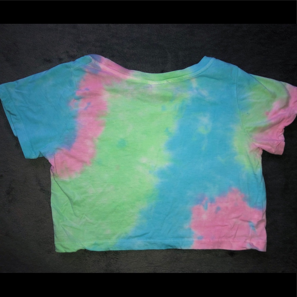Tie-dye Vineyard Wines crop top - Picture 2 of 2
